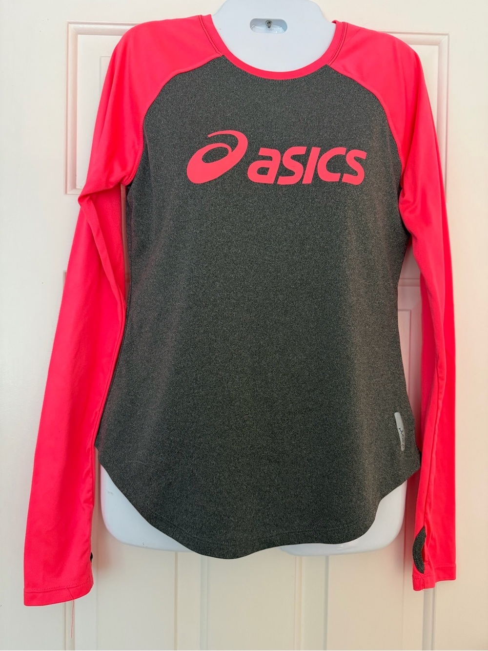 ASICS Long Sleeve Running Top Medium Hot Pink Gray Thumb Holes